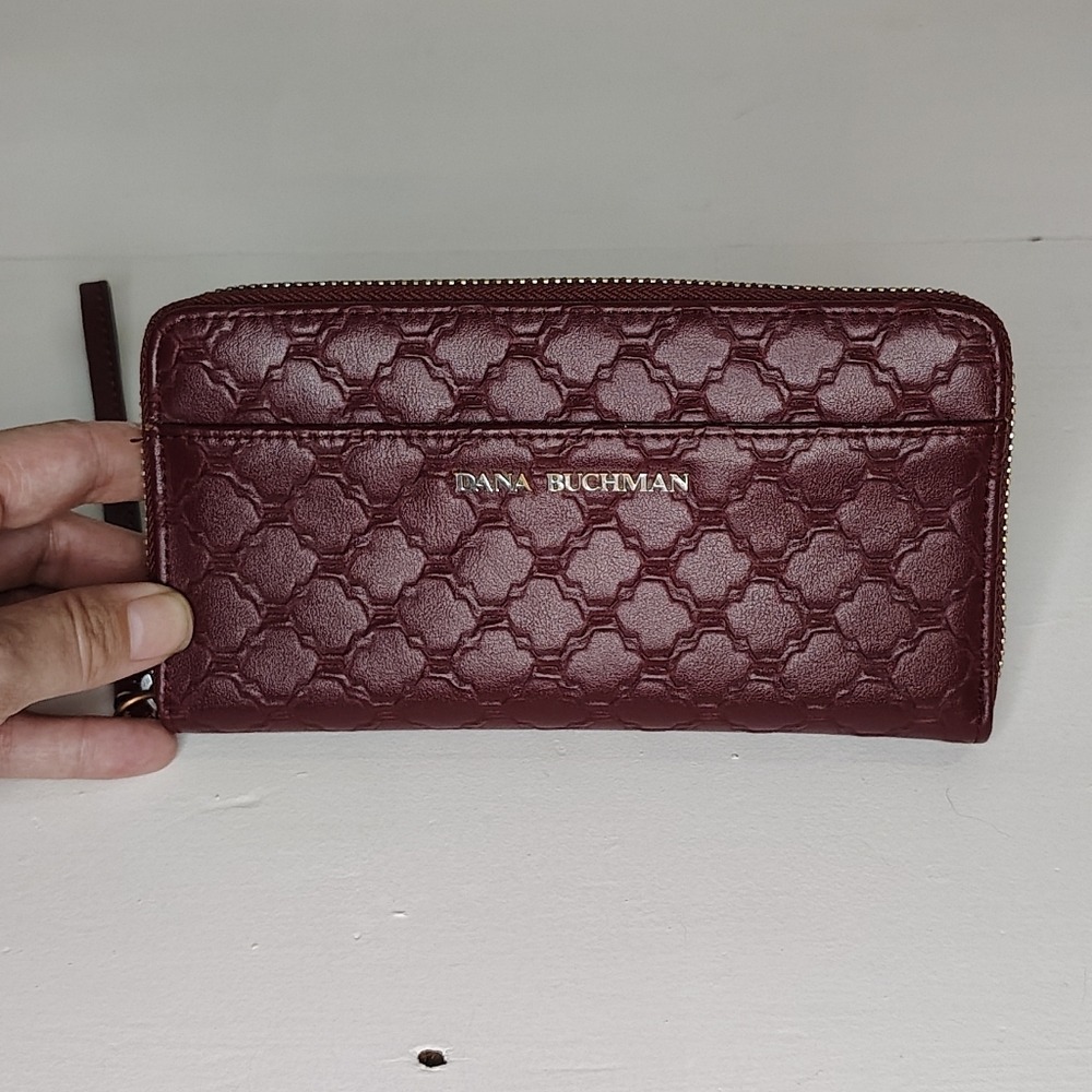 Dana Buchman Womens Zip Around Clutch Wallet Organizer Burgundy